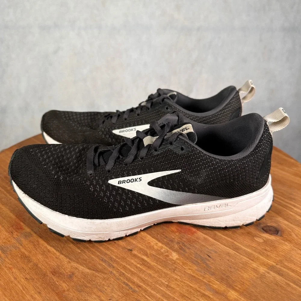 Brooks Revel 4 Running Shoes Mens 8.5 Black White Good Knit Athletic 1203371B091